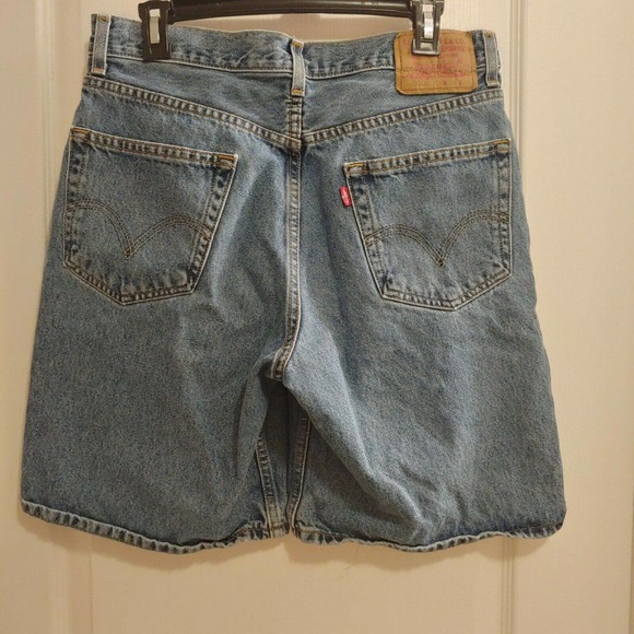 Vintage Levi 550 Denim Shorts sz 33 - Picture 4 of 8